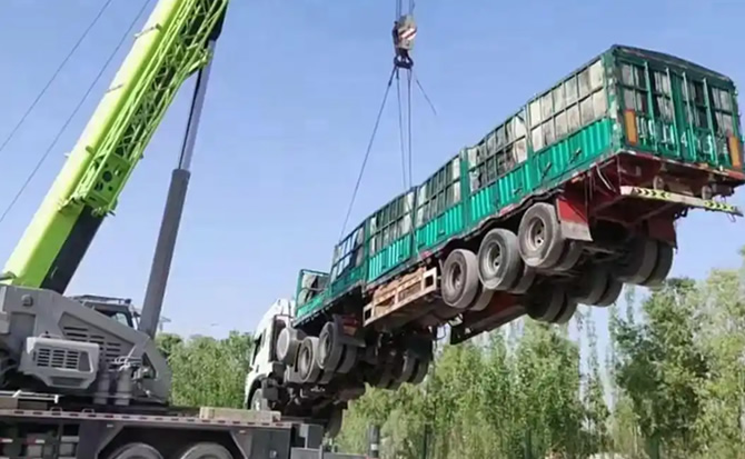 龙湖区道路脱困救援案例